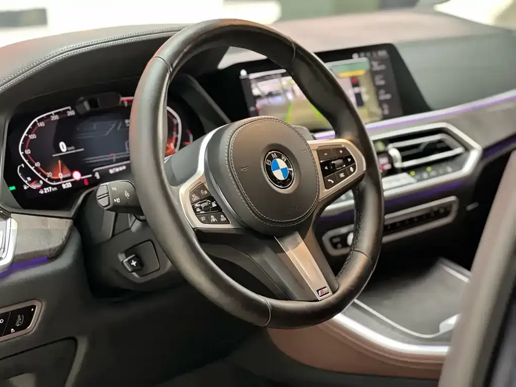 BMW X5 (Import) — фото 6