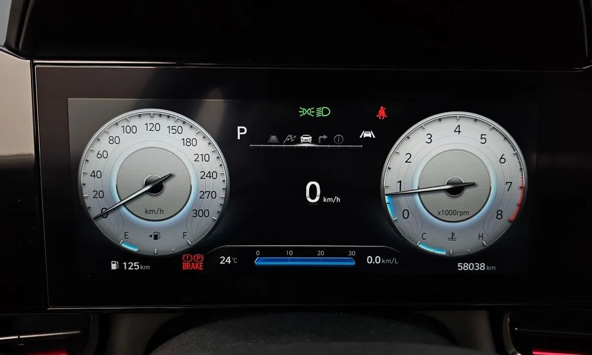 Hyundai AVANTE — фото 3