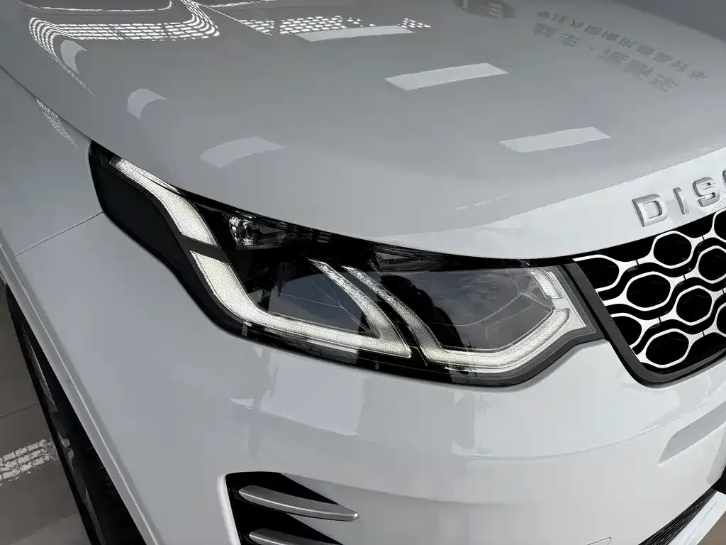 Land Rover Discovery Sport — фото 10