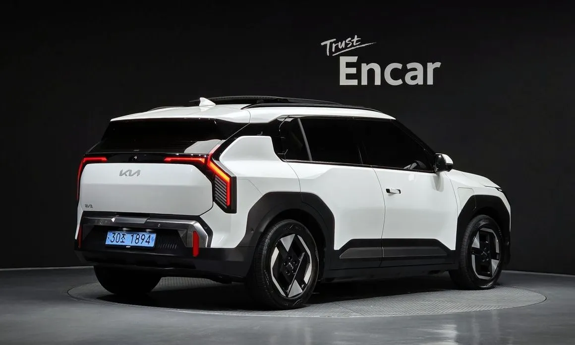 Kia EV3 — фото 7