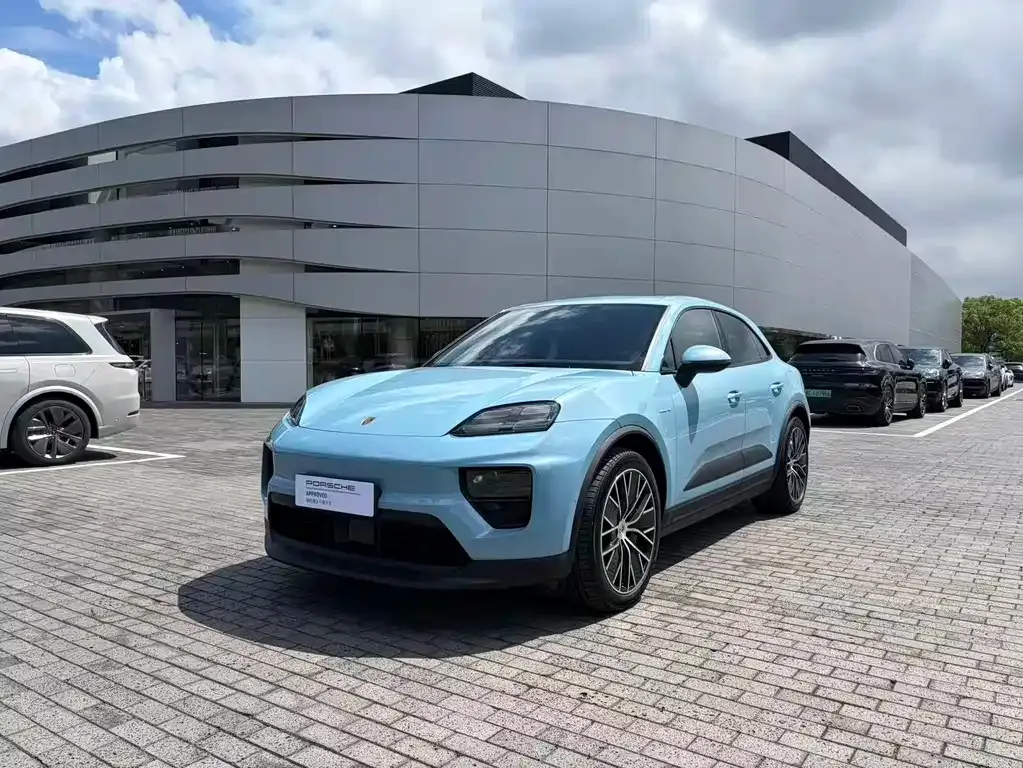 Porsche Macan EV — фото 1