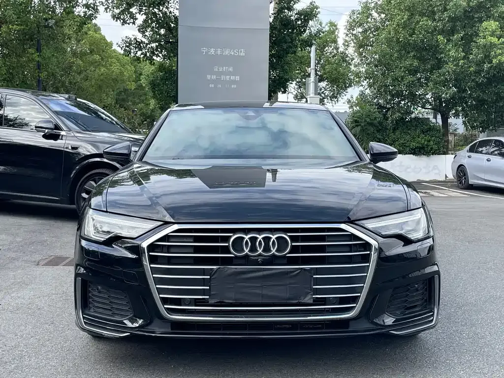 Audi A6L — фото 10