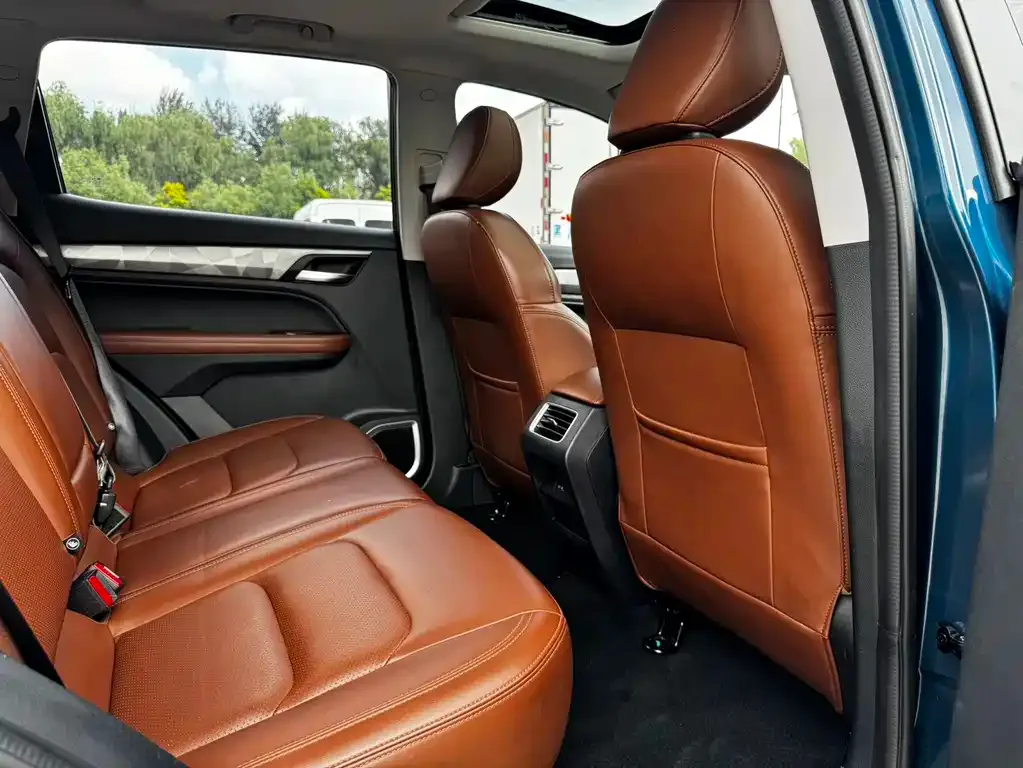 Geely Vision X6 — фото 10