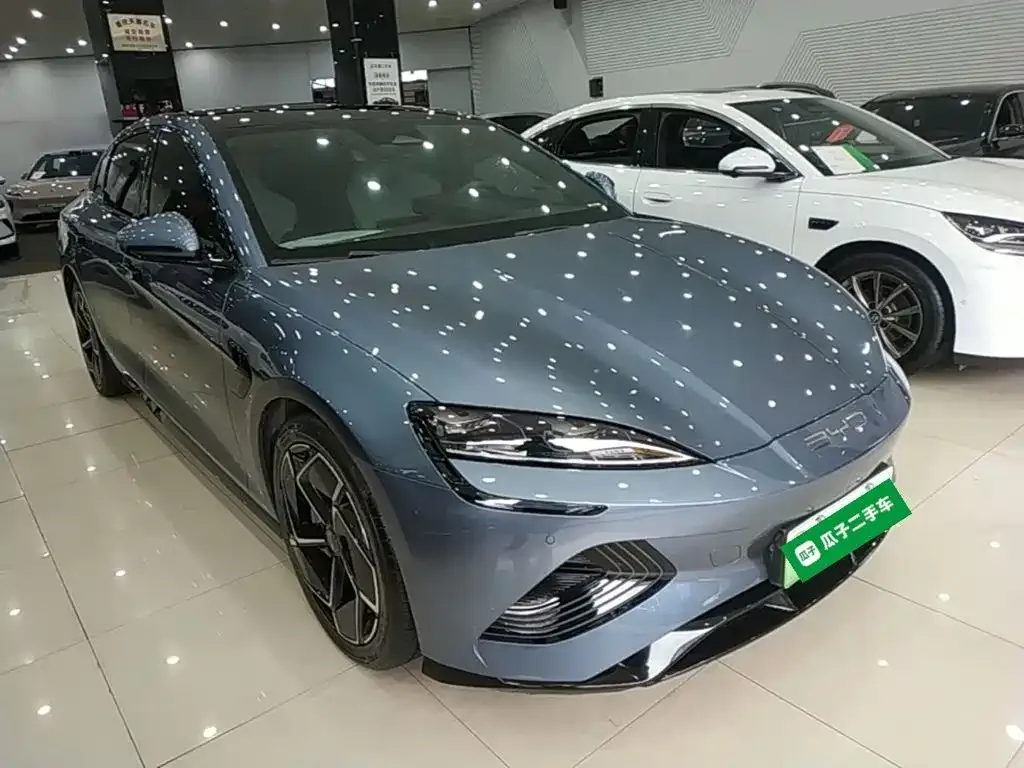 BYD Seal — фото 8