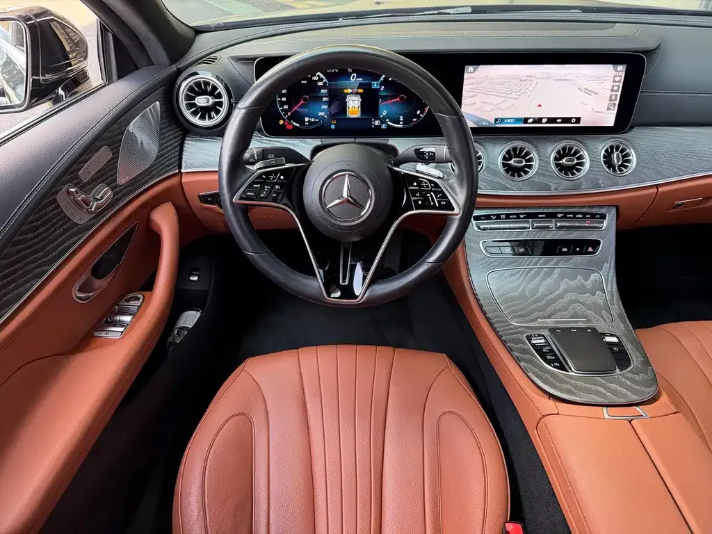 Mercedes-Benz CLS — фото 6