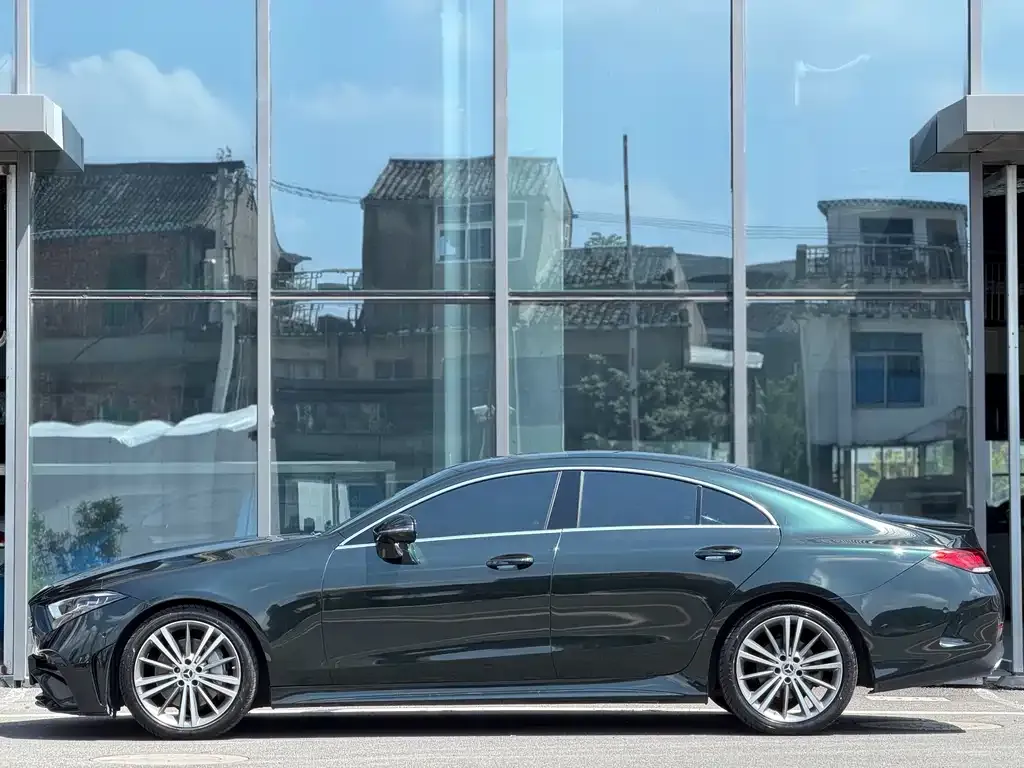 Mercedes-Benz CLS — фото 7
