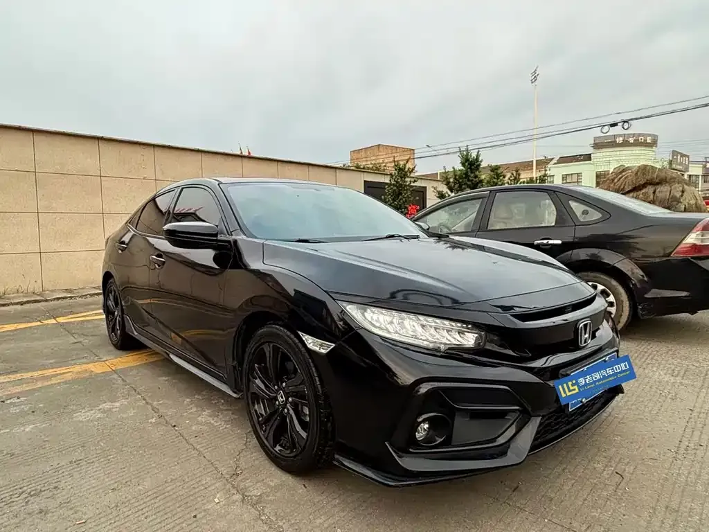 Honda Civic — фото 7