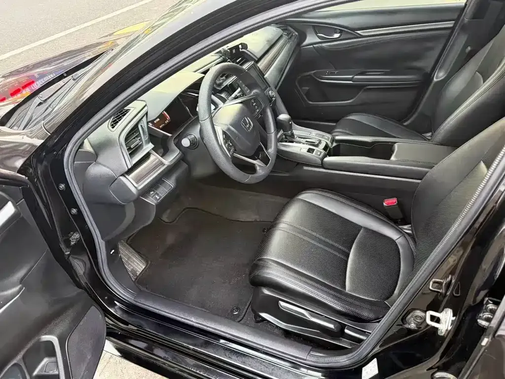 Honda Civic — фото 6