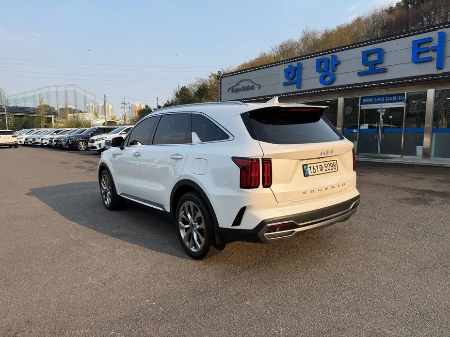 Kia Sorento — фото 6