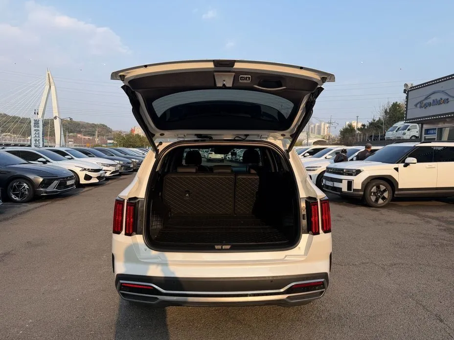 Kia Sorento — фото 5