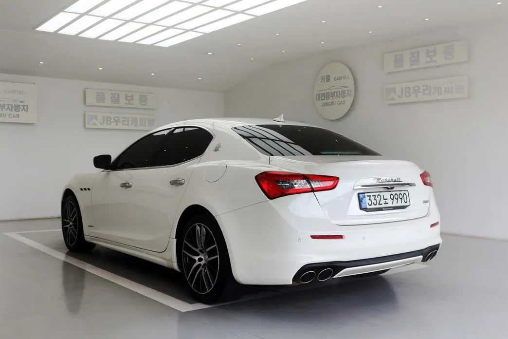 Maserati Ghibli — фото 8