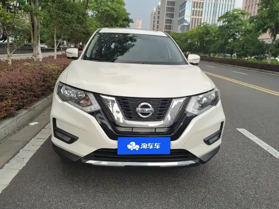 Nissan X-Trail — фото 10