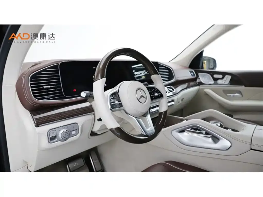 Mercedes-Benz GLS — фото 8