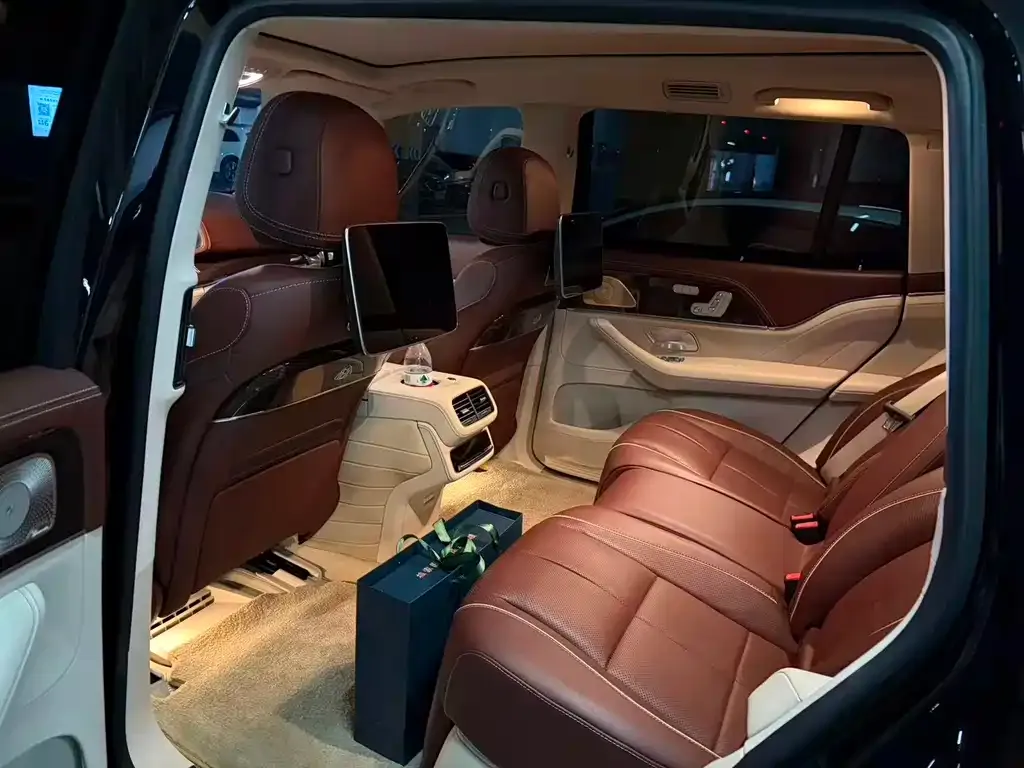 Mercedes-Benz GLS — фото 3