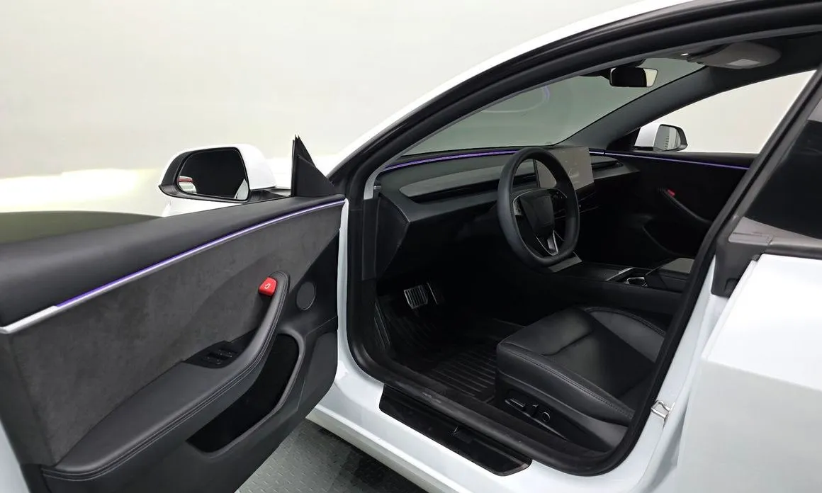 Tesla Model 3 — фото 6