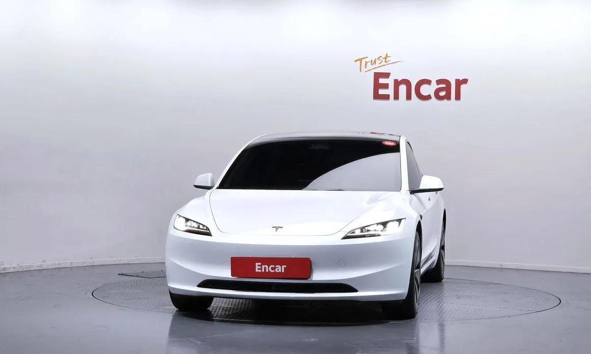 Tesla Model 3 — фото 3