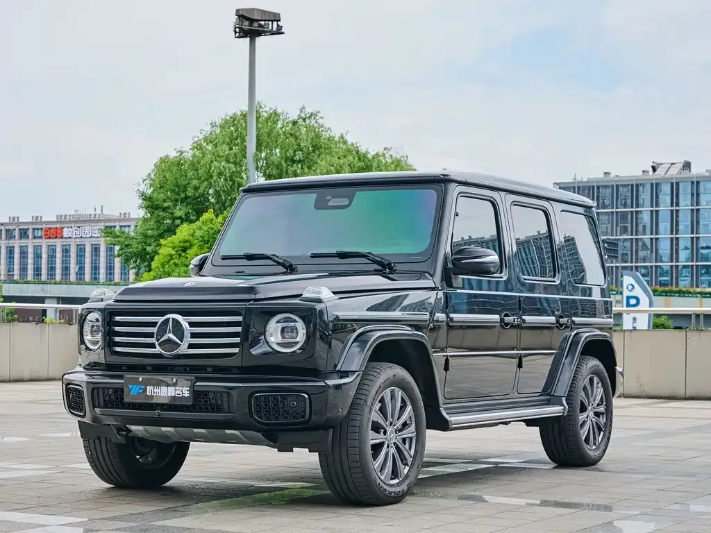 Mercedes-Benz G-Class — фото 1
