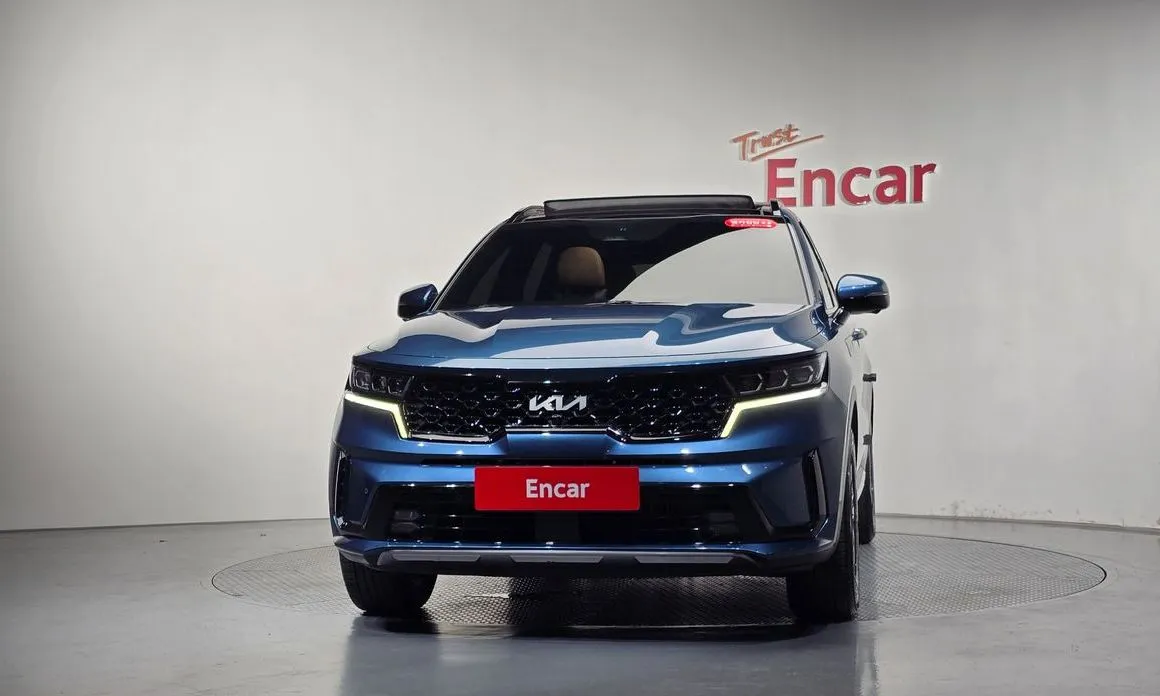 Kia Sorento — фото 6