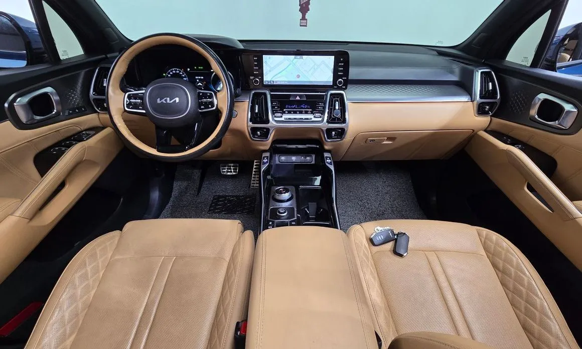 Kia Sorento — фото 8