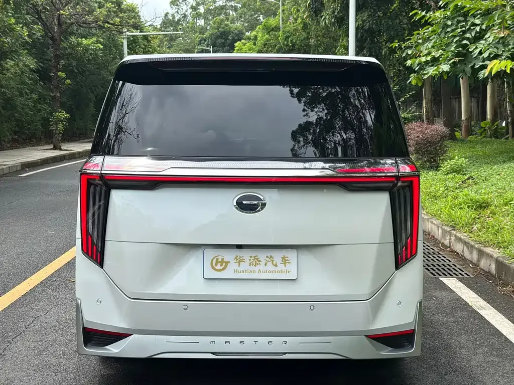 GAC Motor Trumpchi M8 — фото 5