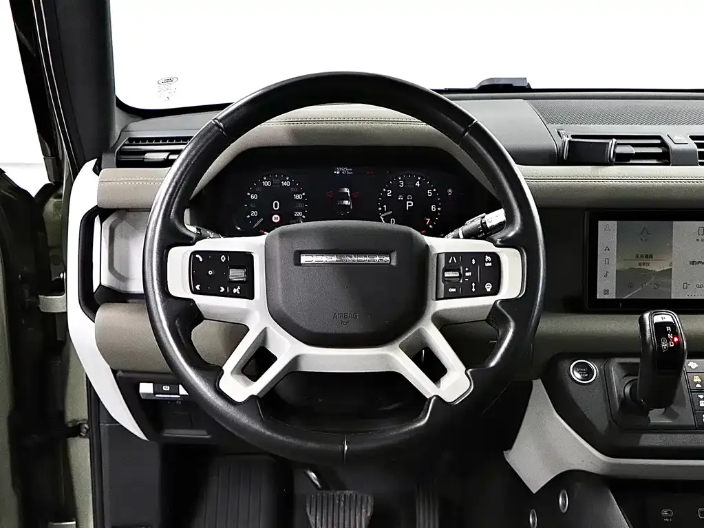 Land Rover Defender — фото 10