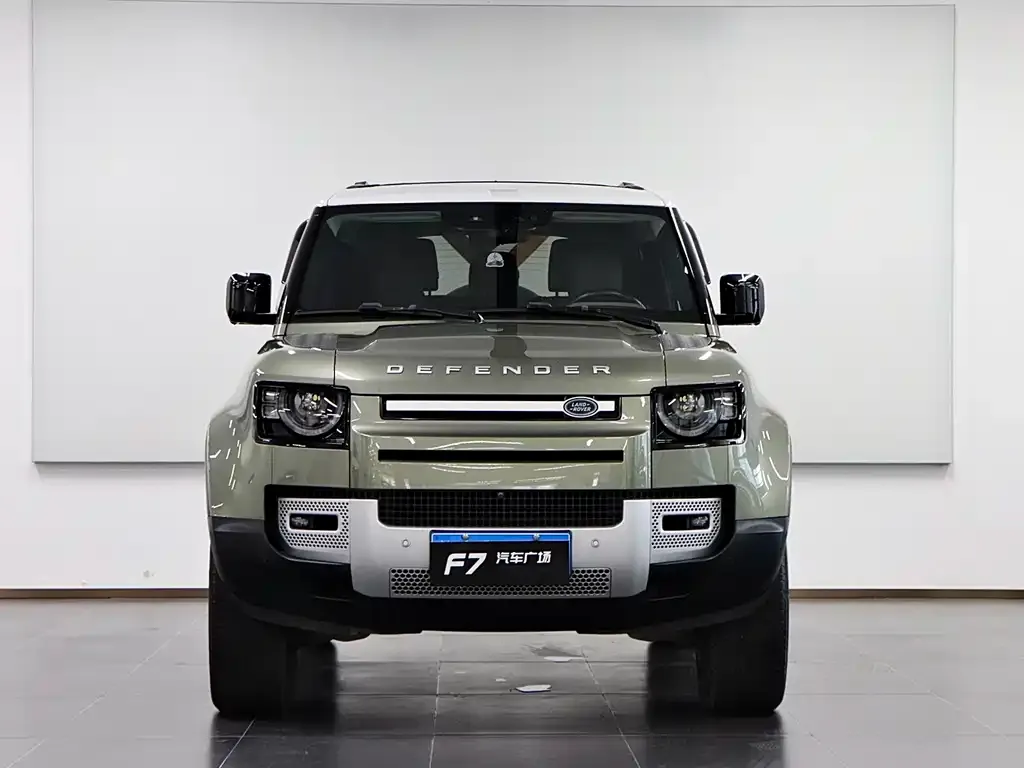 Land Rover Defender — фото 6