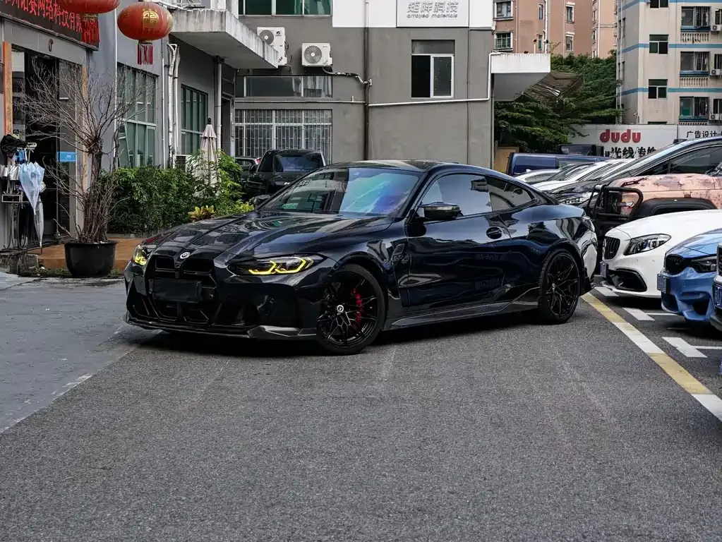 BMW M4 — фото 1