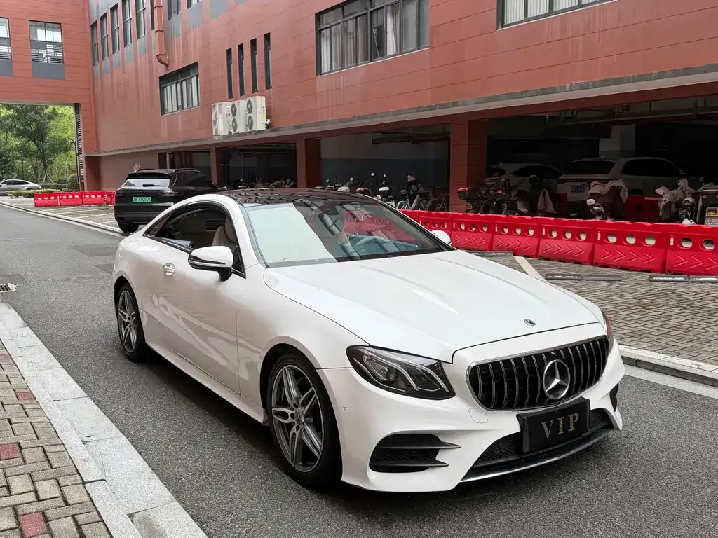 Mercedes-Benz E-Class (Import) — фото 6