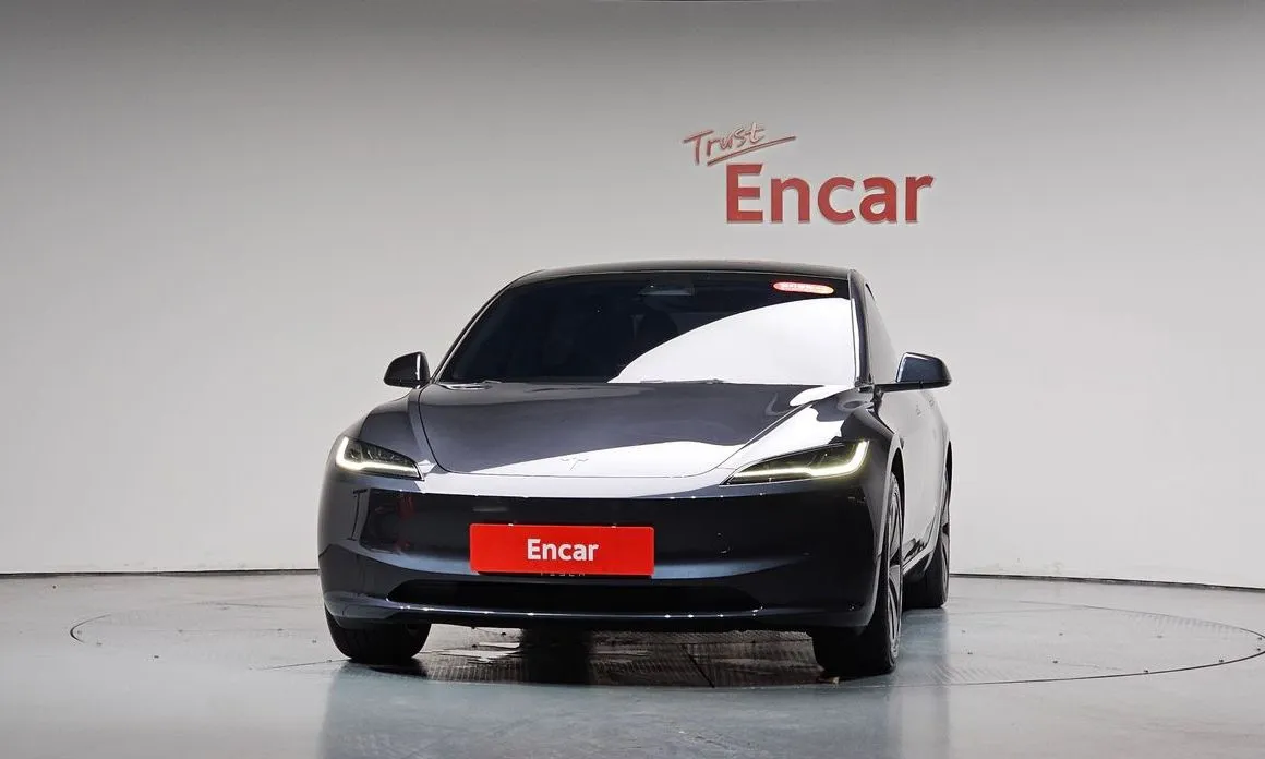 Tesla Model 3 — фото 4
