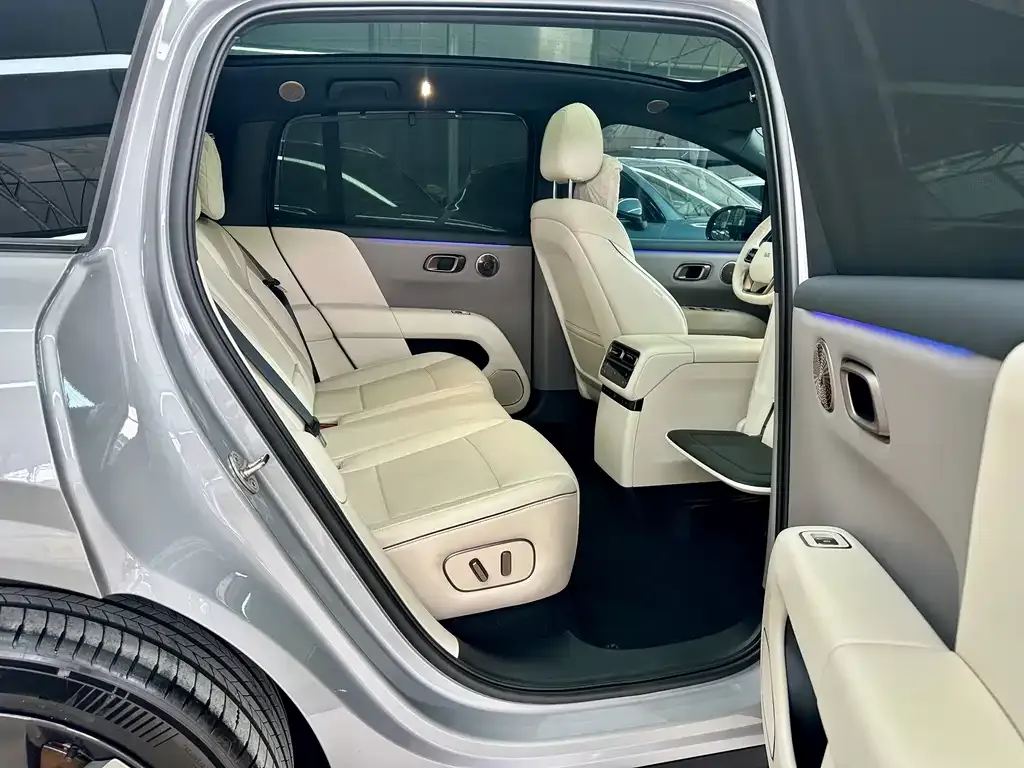 Li Auto Li i6 — фото 2