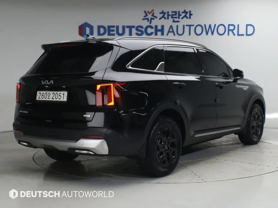 Kia Sorento — фото 7
