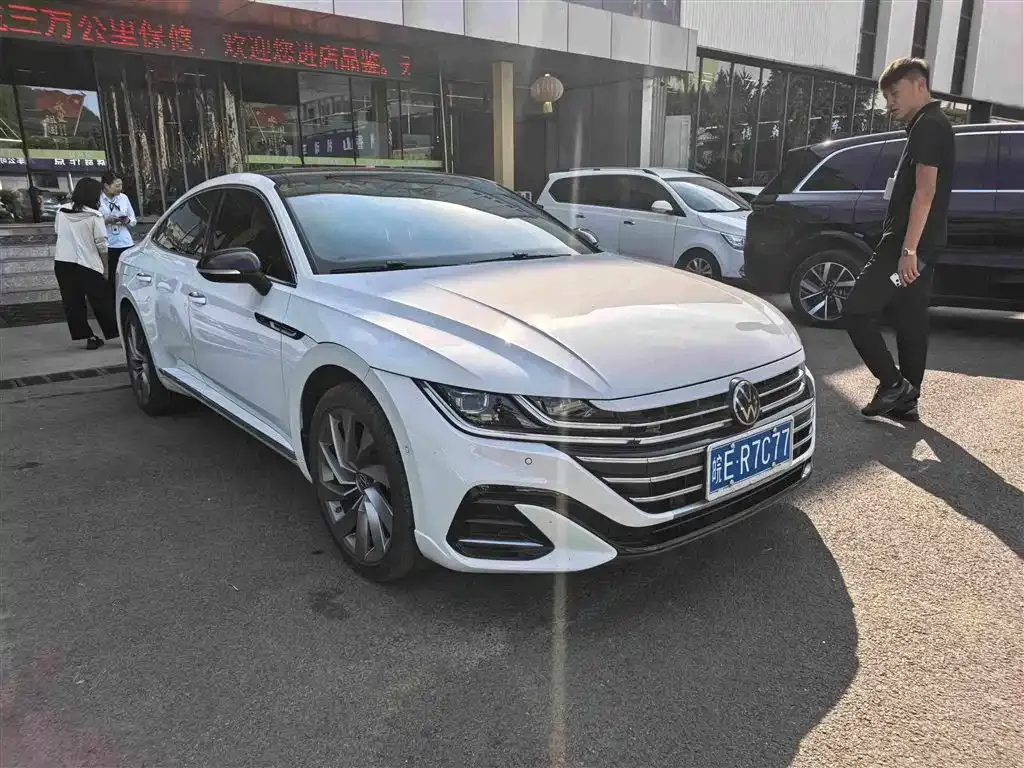 Volkswagen CC — фото 10