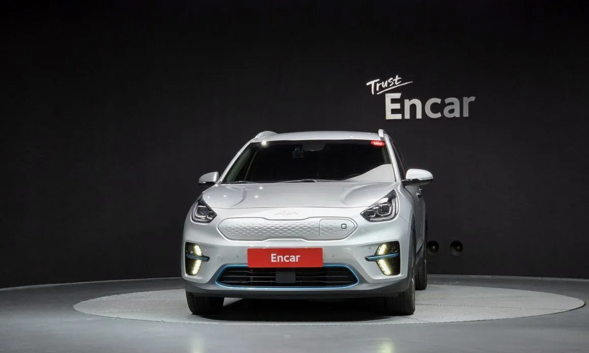 Kia Niro — фото 8