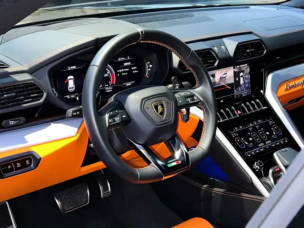 Lamborghini Urus — фото 4