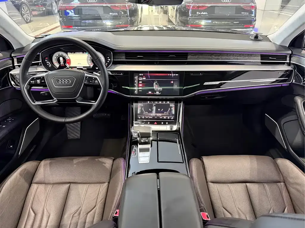 Audi A8 — фото 9