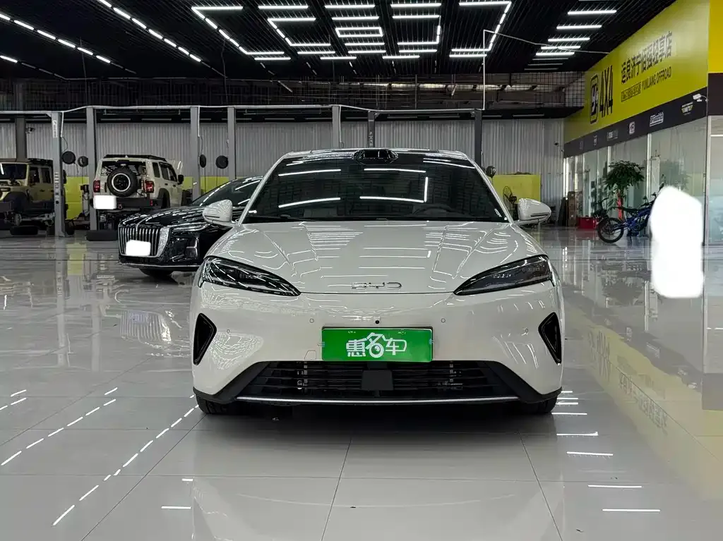 BYD Seal 07 DM-i — фото 1