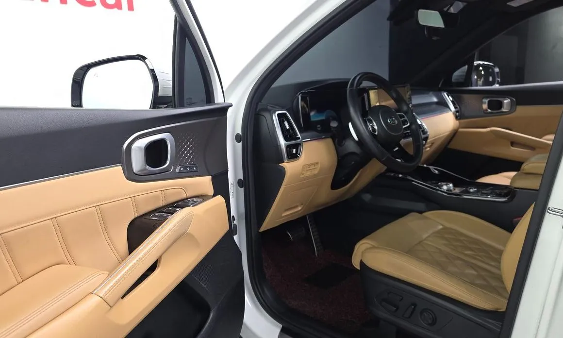 Kia Sorento — фото 6