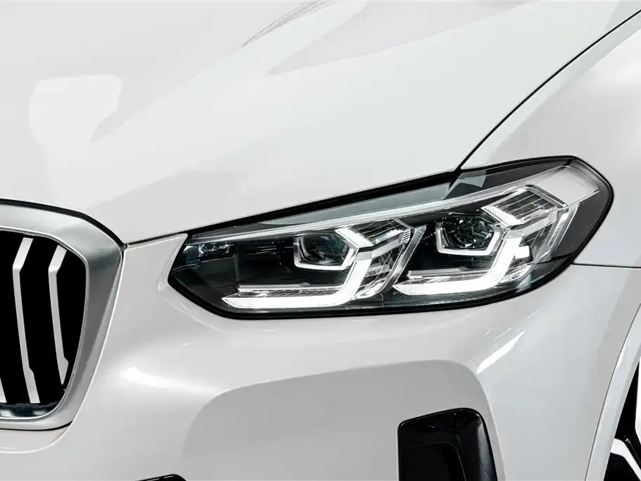 BMW X3 — фото 7