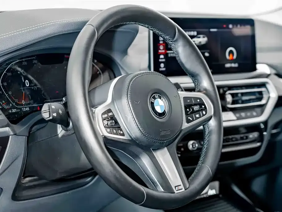 BMW X3 — фото 10