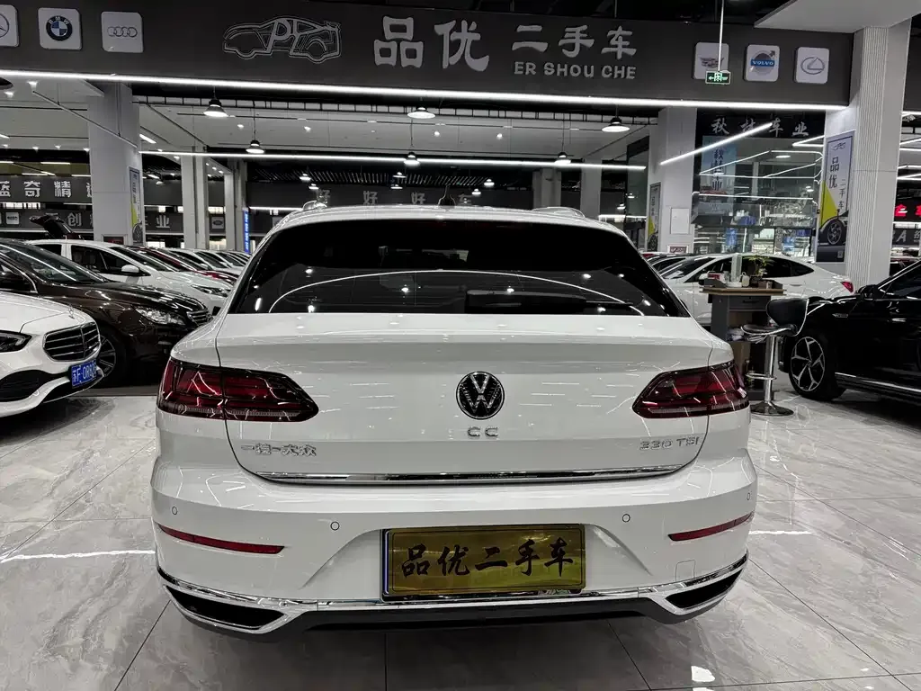 Volkswagen CC — фото 6