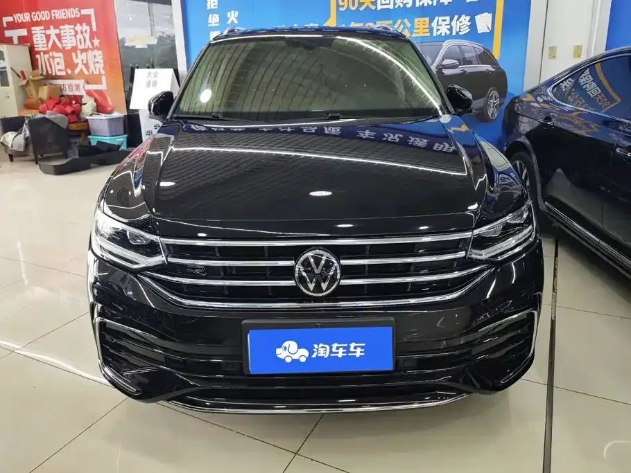Volkswagen Tiguan L — фото 4