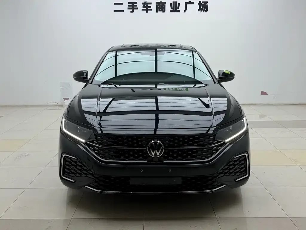 Volkswagen Passat — фото 5