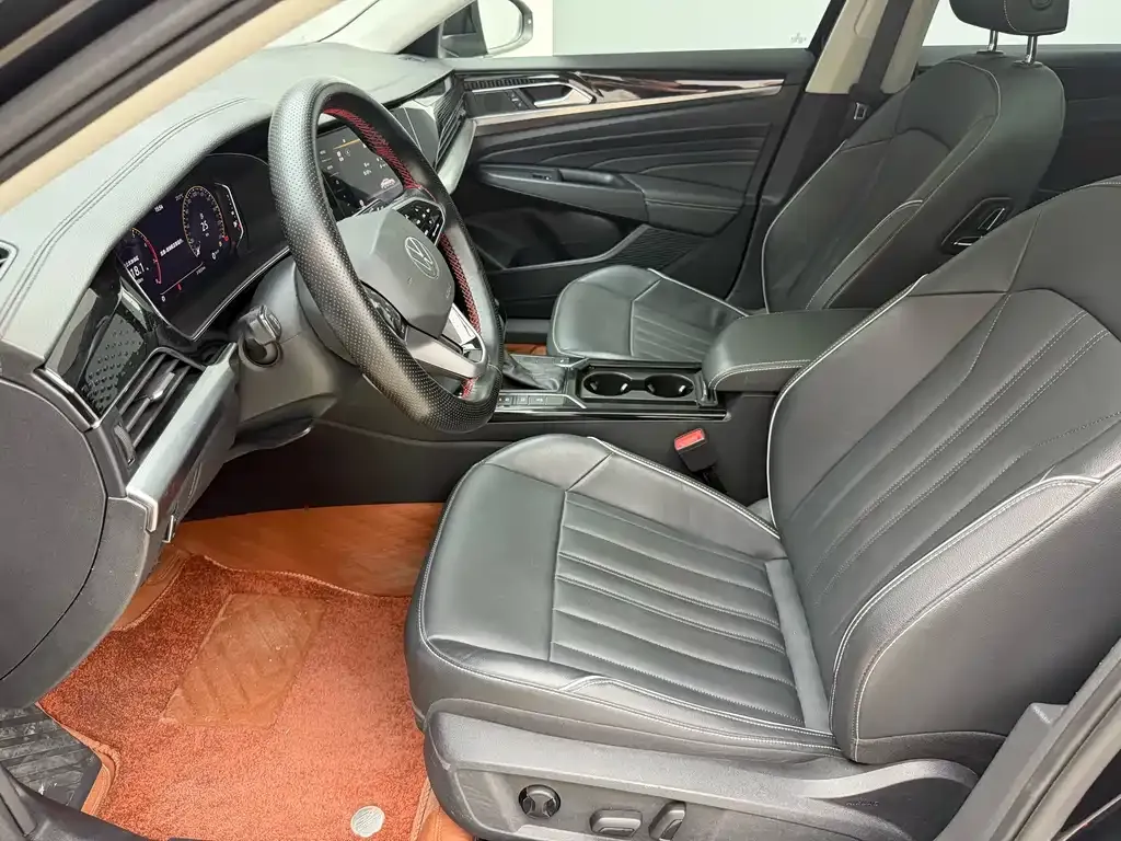 Volkswagen Passat — фото 4