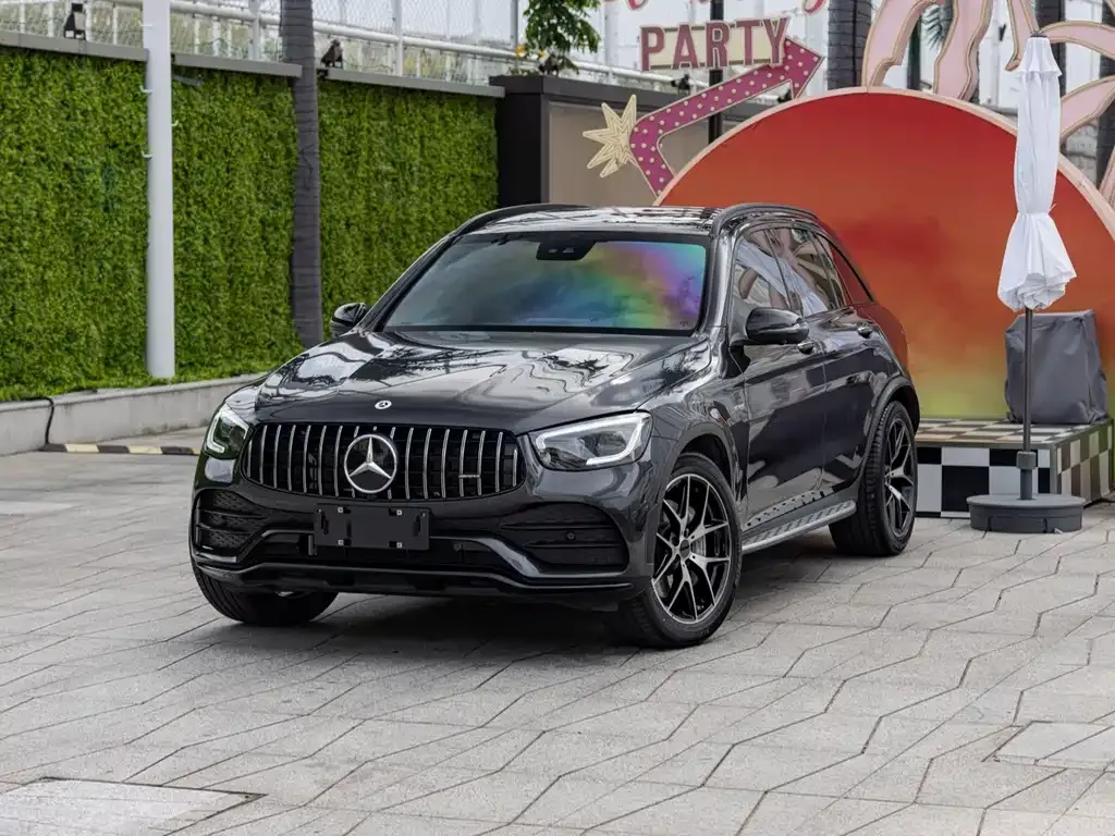 Mercedes-Benz GLC AMG — фото 1