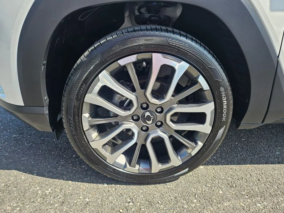 KG Mobility (Ssangyong) Torres — фото 2