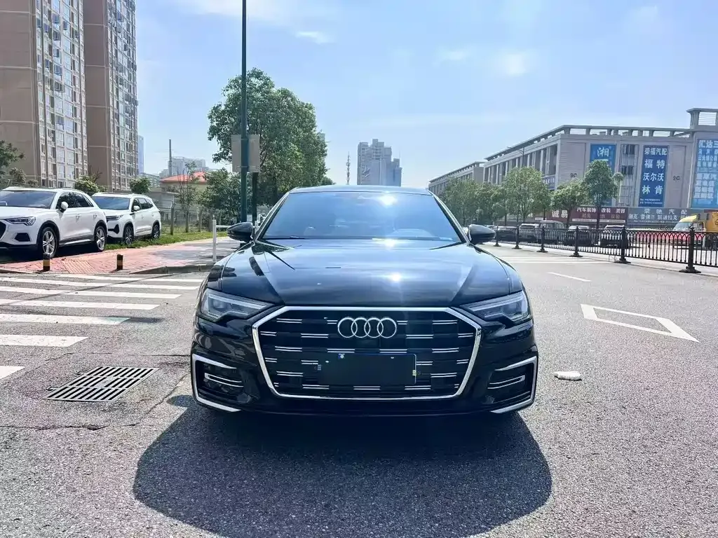 Audi A6L — фото 5
