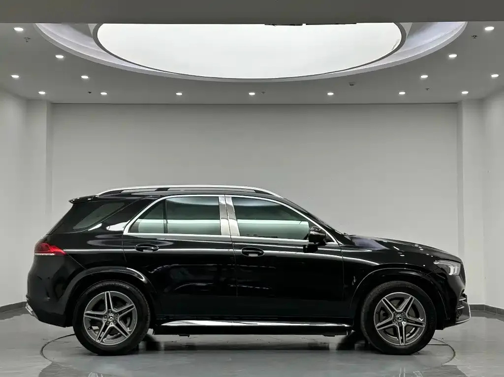 Mercedes-Benz GLE (Import) — фото 8