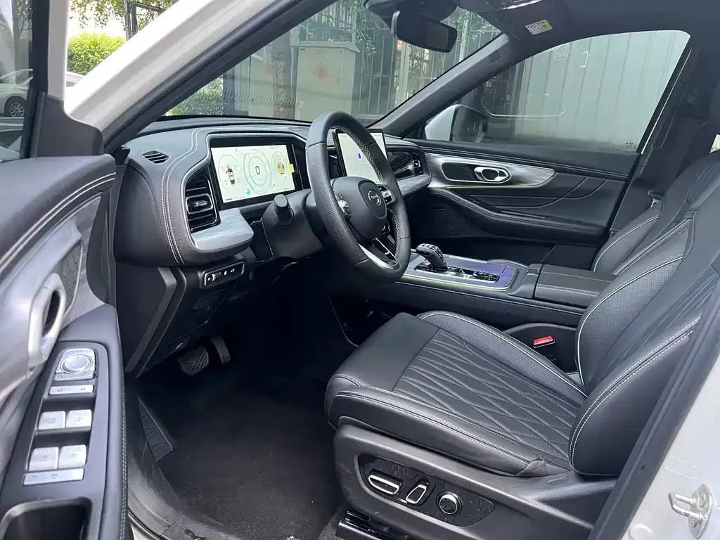 GAC Motor Trumpchi GS8 — фото 10