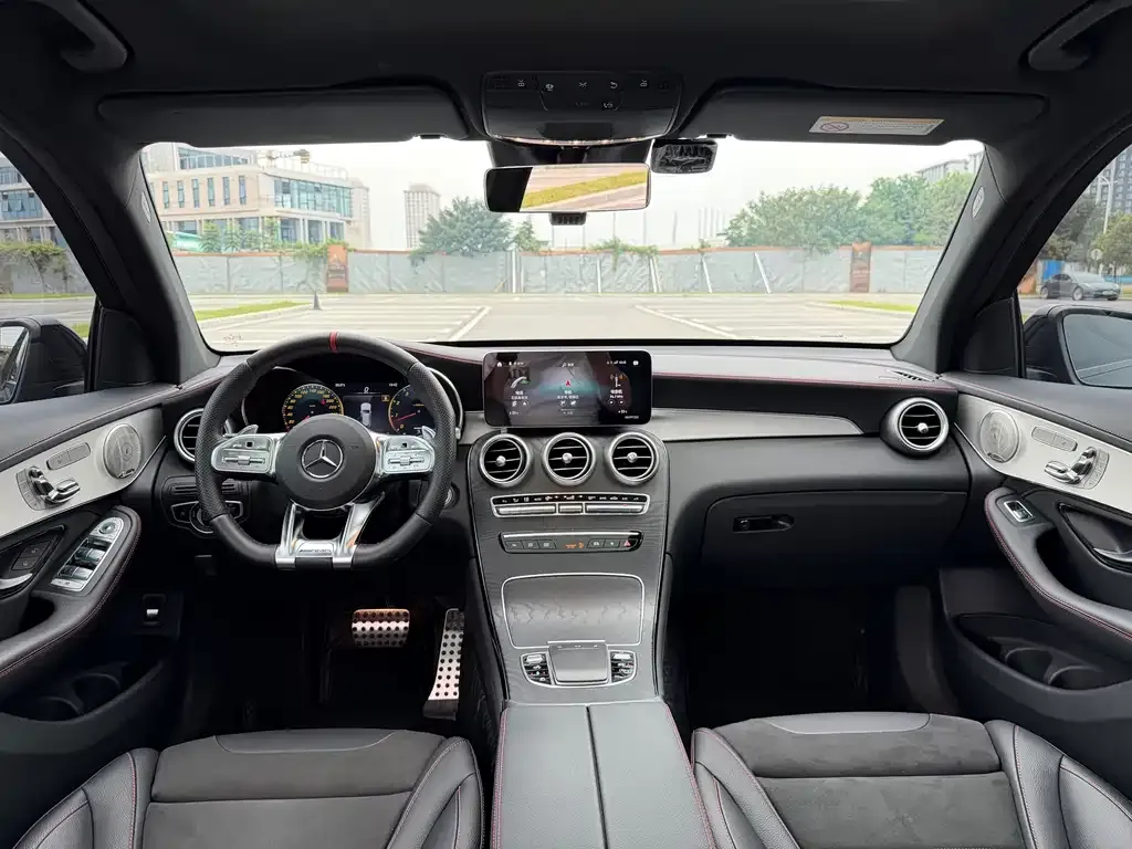 Mercedes-Benz GLC AMG — фото 4