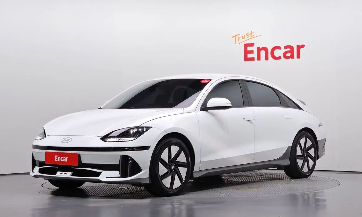 Hyundai Ioniq6 — фото 1